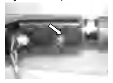 Śruba regulacji oporu przepustnicy na rumplu