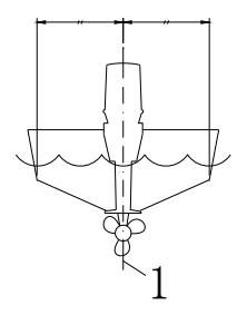 Montaż silnika zaburtowego na osi środkowej łodzi