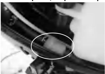 Sprawdzanie filtra paliwa pod kątem ciał obcych