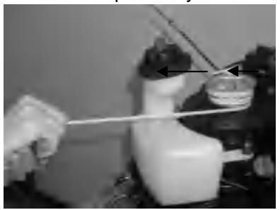 Núdzové štartovacie lanko ovinuté okolo zotrvačníka