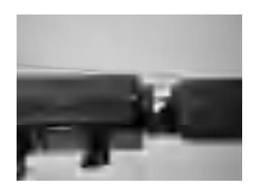 Hlavný spínač v polohe ON pre elektrický štart