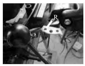 Radiaca páka posunutá dozadu