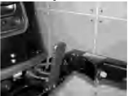 Dźwignia zmiany biegów w położeniu neutralnym