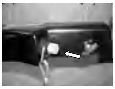 Przycisk zatrzymania silnika