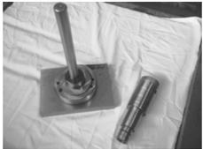 Needle bearing mounting tool for lower unit