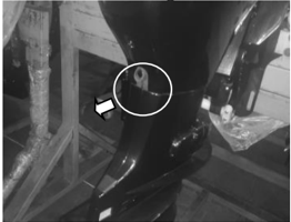 Engine oil drain bolt and oil cap location