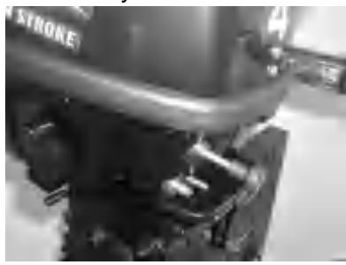 Pulling choke knob fully out