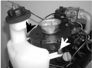 Emergency start cable insertion into flywheel notch