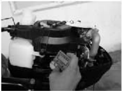Throttle stop screw for idling speed adjustment
